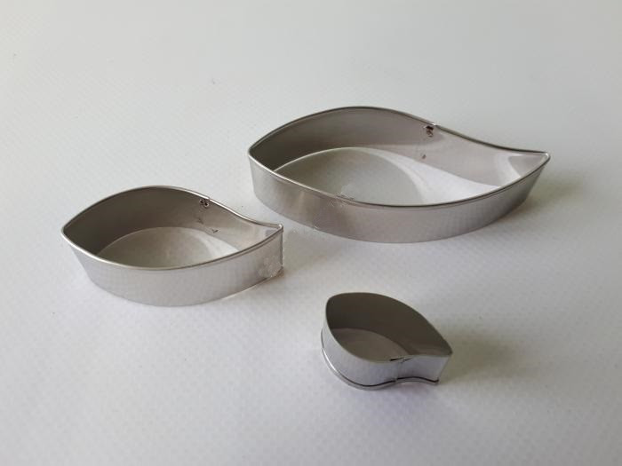 Каттери кондитерські металеві "Листочки" набір з 3 форм