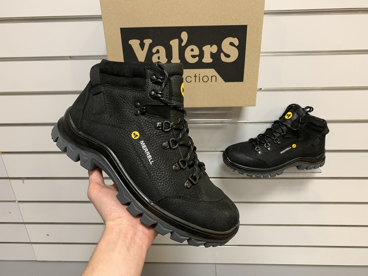 Чоловічі зимові шкіряні черевики Merrell на натуральній овчині