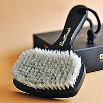 Масажна антицелюлітна щітка для сухого масажу з бука і щетини кабана від BlackTouch Dry Brush, фото 9