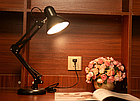 Настільна лампа на струбціні E27, з підставкою чорна, фото 4