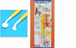 Моделює коліща