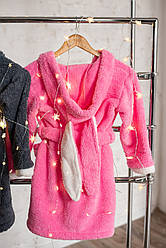 Дитячий теплий халат з вушками зайчика рожевого кольору з гіпоалергенного матеріалу велсофт