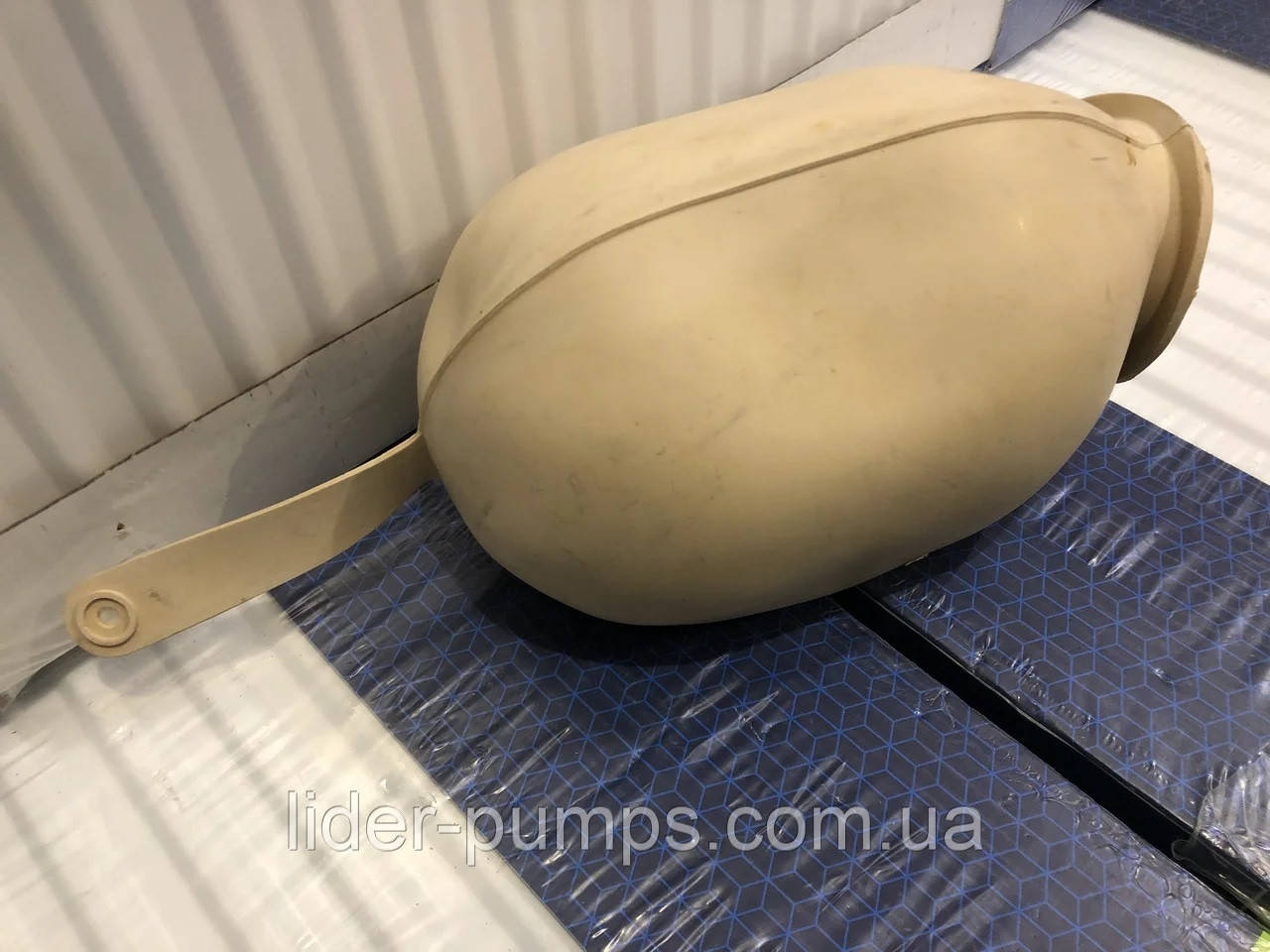 Мембрана (груша) для гідроакумулятора 80-100L/9см.