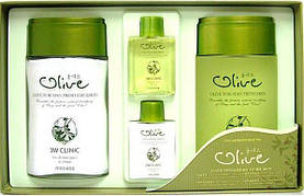 Набір для догляду за чоловічою шкірою "Олива" 3w Clinic Olive For Man Fresh 2 Items Set 360 мл (8809083285760)