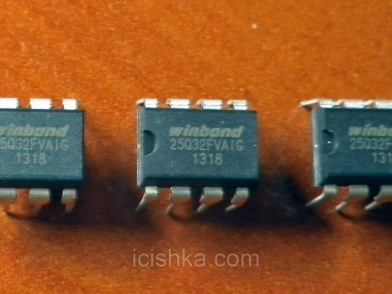 W25Q32 / W25Q32BV / W25Q32FV / W25Q32FVA1G DIP8 - 4Mb SPI Flash - BIOS