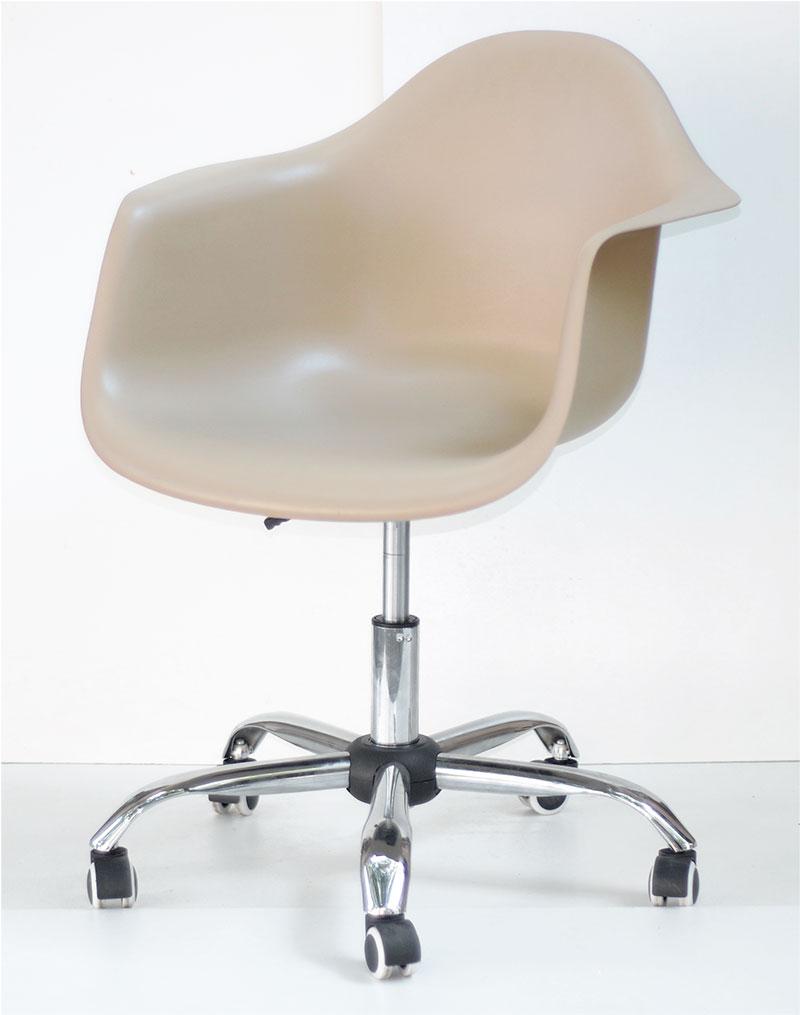 Крісло Leon Office бежевий 06, дизайн Eames Plastic Armchair PACC Office Chair, фото 1