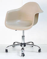 Кресло Leon Office бежевый 06, дизайн Eames Plastic Armchair PACC Office Chair