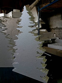 Ялинка висотою 100 см на 60 см товщ 10 см з пінопласту