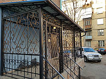 Кованое крыльцо в Киеве  3
