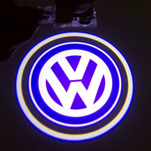 Підсвітка дверей Volkswagen на батарейках