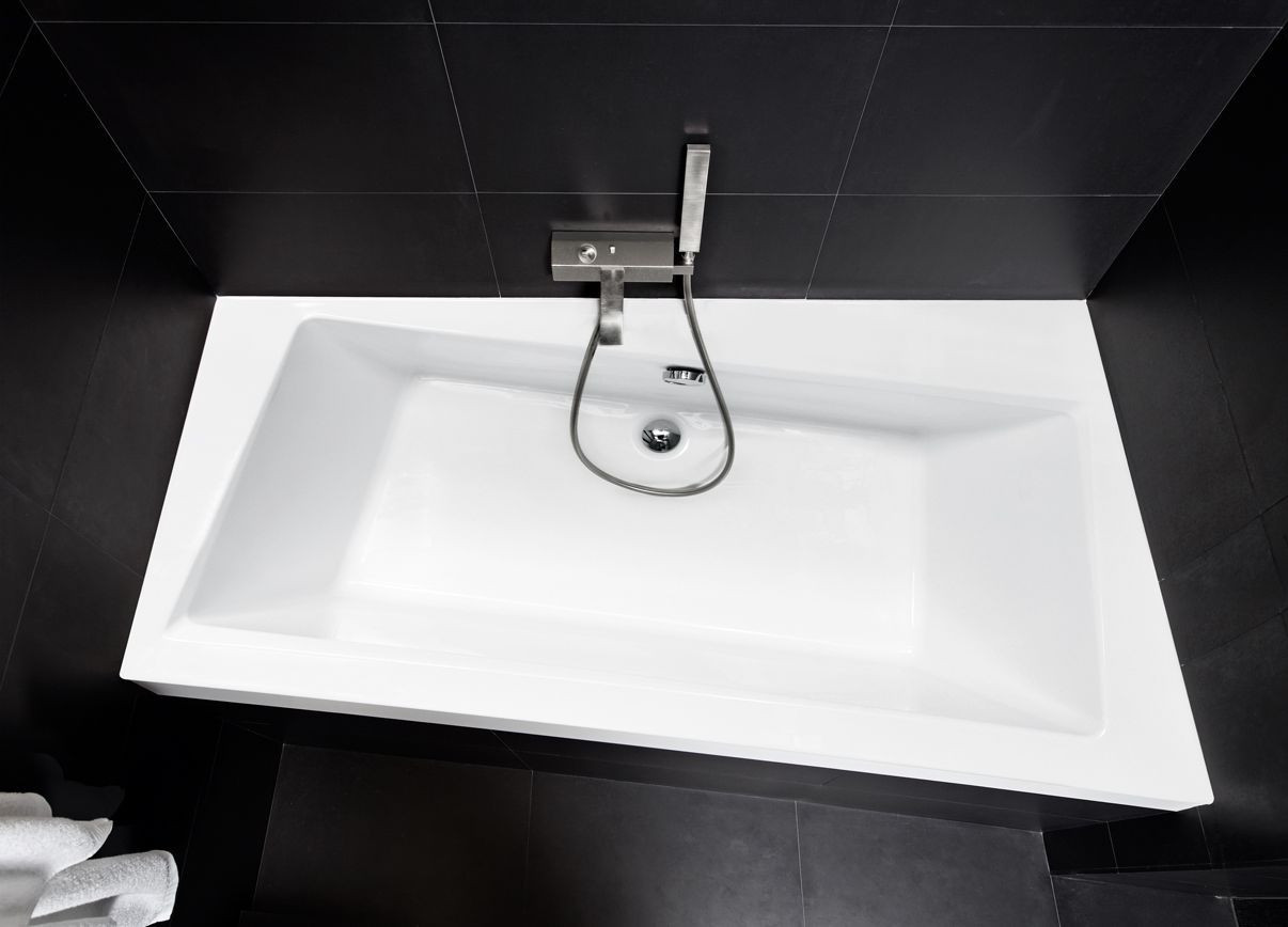 Акрилова ванна Infinity 170х110 (права) Besco PMD Piramida