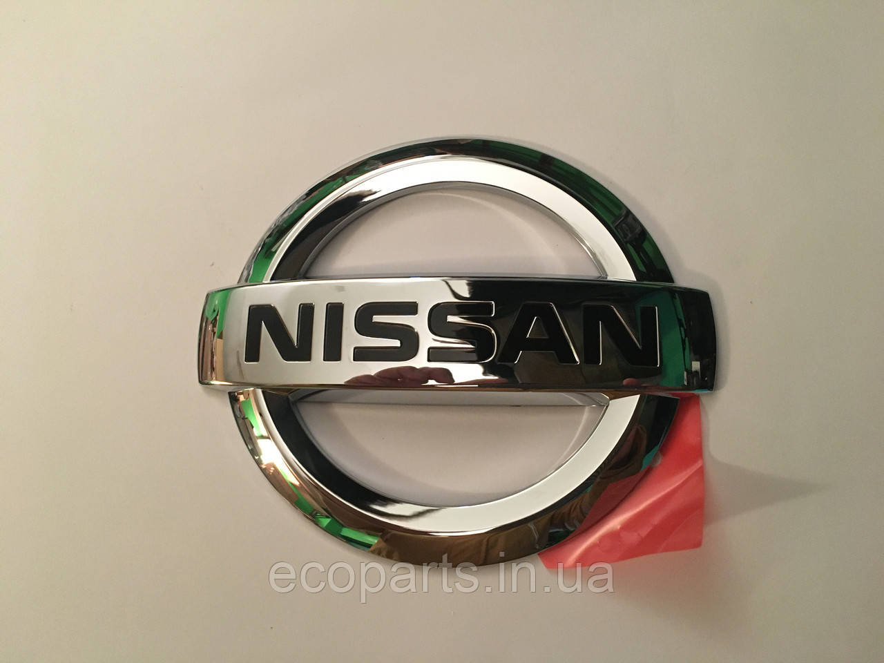Емблема на кришку багажника Nissan Leaf 2018