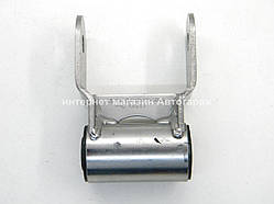 Скоба (сережка) задньої ресори на Рено Майстер III (перед.прив.) 10-> RENAULT(Оригінал) -8200796086