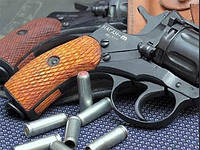 Застосування травматичної зброї: юридична відповідальність (журнал "Бойові мистецтва", січень, 2015 рік)