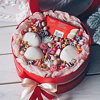 Солодкий бокс із цукерками/Солодкий букет у коробочці на День закоханих/Букет із цукерок на день закоханих