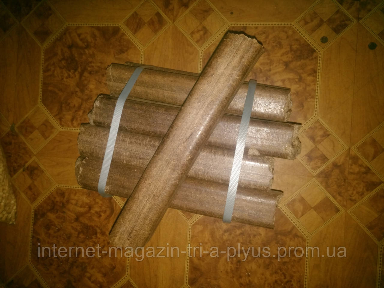 Брикеты Pini Key 22 тн в упаковках по 10 кг