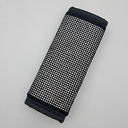 Чохол на ручник з оксамиту з білими стразами