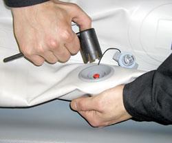 заміна склянки повітряного клапана човни ПВХ (Колібрі, Барк, Вулкан, Шторм)