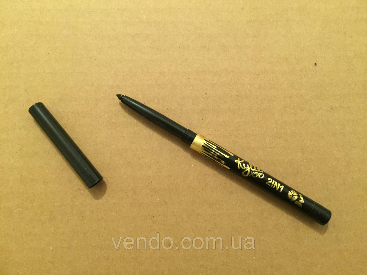 Черный механический карандаш для глаз и бровей Kylie - фото 1 - id-p1005752982
