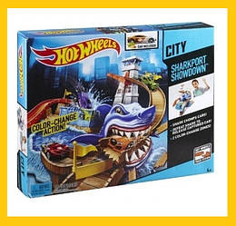 Трек "Полювання на акулу" Hot Wheels серії "Зміни колір"