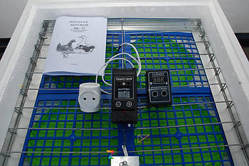 Інкубатор "Насидка" ІБ-72 автоматичний переворот, цифровий терморегулятор.
