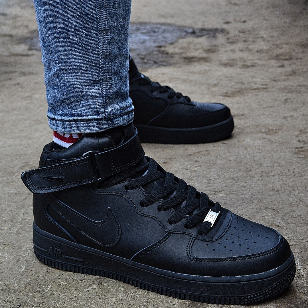 Чоловічі зимові кросівки Nike Air Force 1 High "Black" чорні з хутром (топ ААА+)