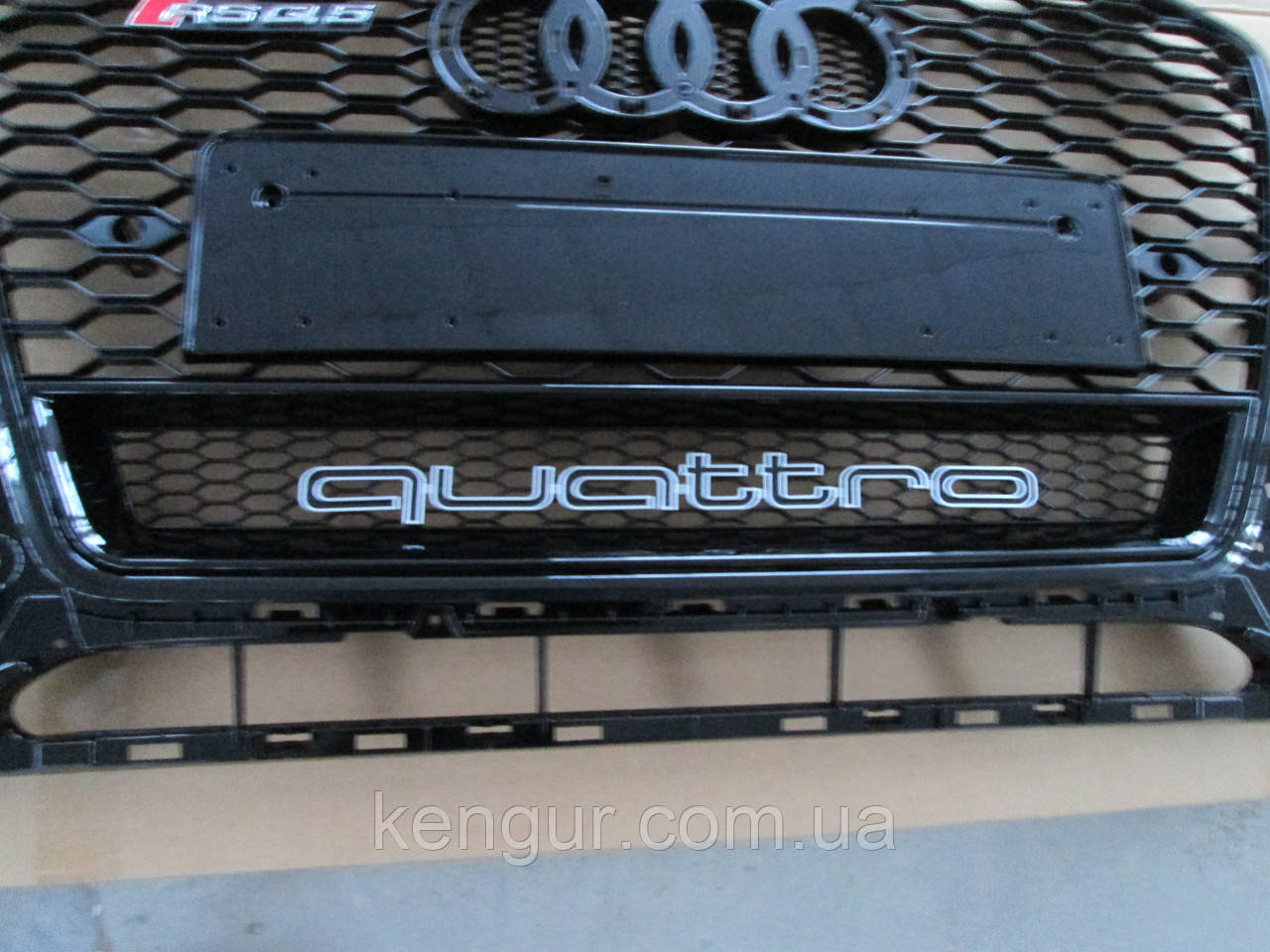 Решетка радиатора на Audi Q5 c 2012 года в стиле RSQ5 - фото 4 - id-p1094458489