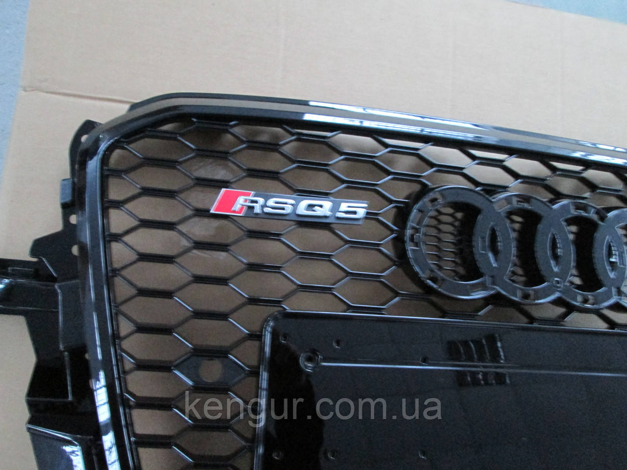 Решетка радиатора на Audi Q5 c 2012 года в стиле RSQ5 - фото 5 - id-p1094458489