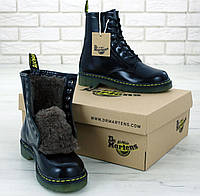 Женские зимние ботинки Dr. Martens Black 1460 / Доктор Мартинс черные кожаные с мехом