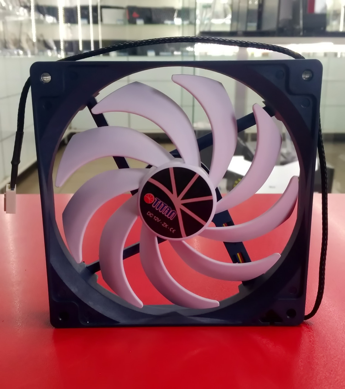 Вентилятор для корпуса Titan TDF-14025H 12ZP/KU (RB)  Новый!