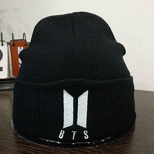 Шапка BTS чорна