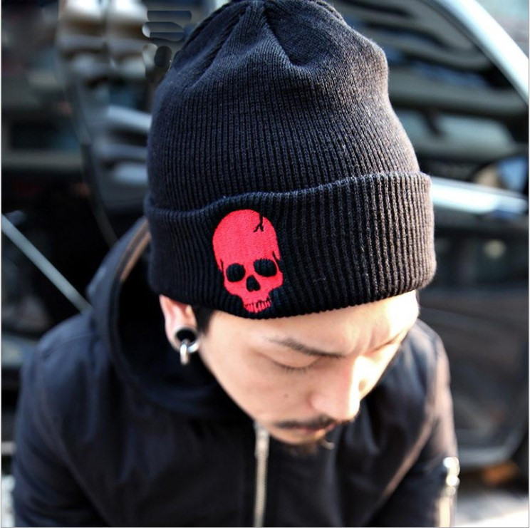 Шапка Skull Червоний Череп Чорна