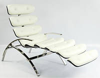 Эргономичный кресло-шезлонг Eames