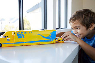 Тачки 3 Трейлер Круз Рамірез (Disney Pixar Cars Cruz Ramirez's Hauler Playset), фото 2
