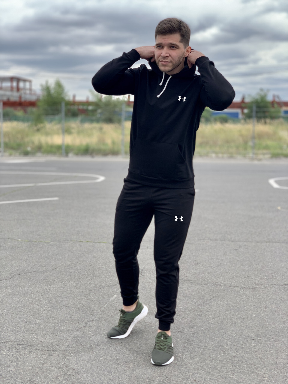 Чоловічий спортивний костюм Under Armour (андер армор) — чорне худі та чорні штани/Весна-осінь