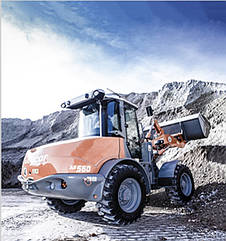 Фронтальний навантажувач Menzi Weycor Muck AR560