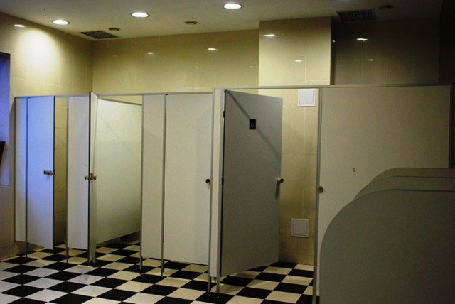 Туалетные кабинки для инвалидов Века Буд - фото 2 - id-p11644680