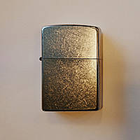 Запальничка Zippo Classic Brushed Chrome