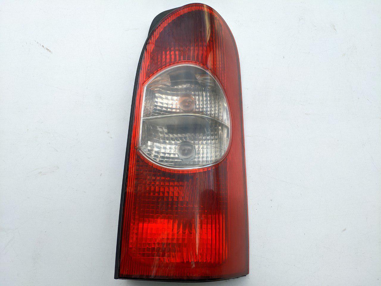Ліхтар задній правий Renault Master, Opel Movano 2003-2010, 8200171478 (Б/У)