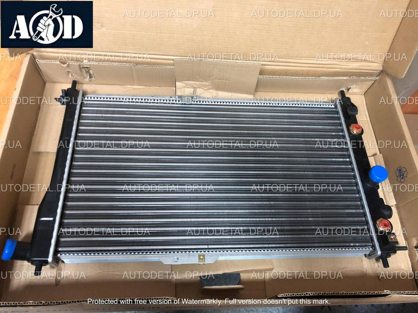 Купить Радиатор охлаждения Daewoo Nexia 1.5, 8 кл/16 кл 1995