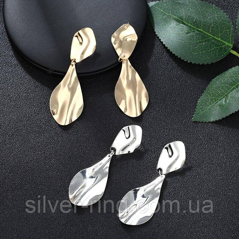 Сережки для дівчини