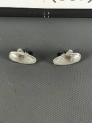 Поворот повторювач Mitsubishi Pajero Wagon III Паджеро Вагон 3 2000-2007 Рестайл/Дорестайл