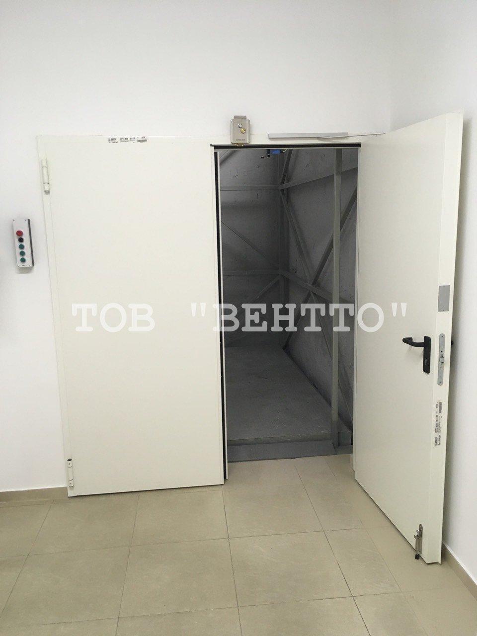 Грузовой лифт внутри здания в готовую кирпичную шахту 600 кг - фото 2 - id-p1095435101