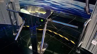 Установка турникета CENTURION в спорткомплексе Царский г. Киев 7