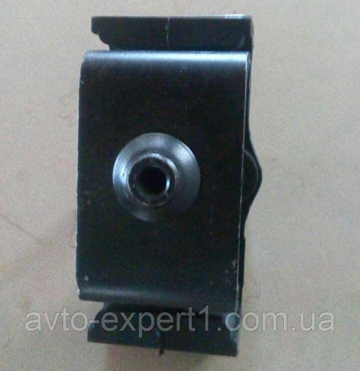 Подушка двигуна BAW 