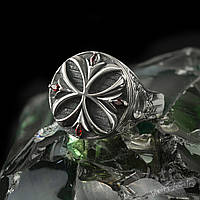 Перстень серебряный мужской с натуральным гранатом "Crusader"
