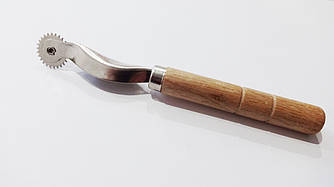 Ролик для викройок із дерев'яною ручкою