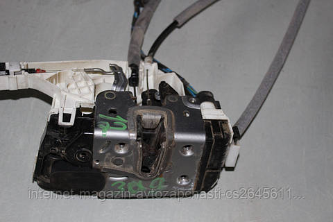 Замок задней двери с тросами Mercedes Sprinter 906, цена: 4740