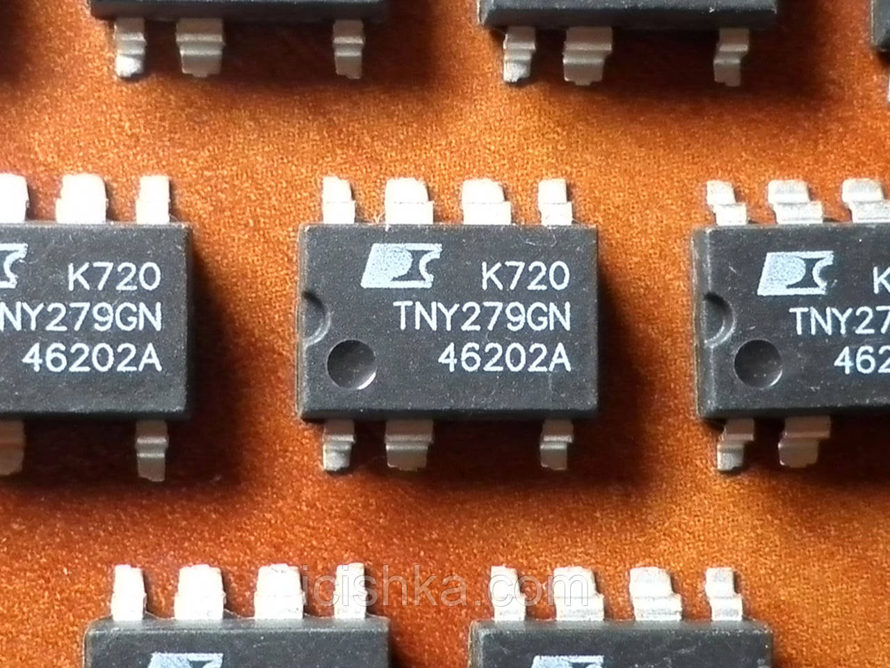 TNY279GN SOP7 - ШИМ контроллер для ИБП