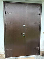 Двері вхідні металеві порошок/мдф